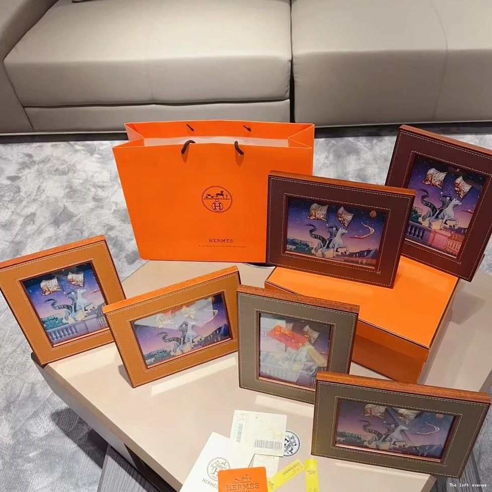 PICTURE FRAME LEATHER HERMES 0804